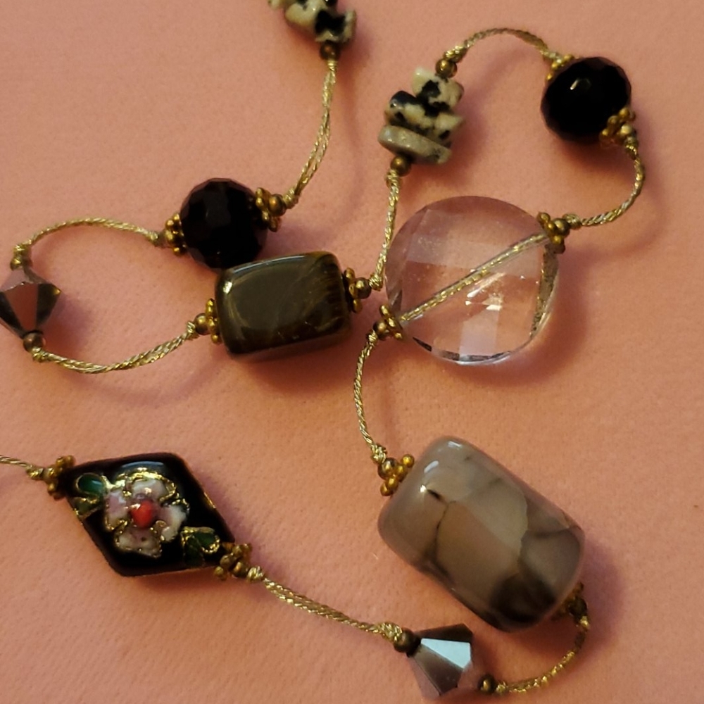 Necklace - Picture 5 of 5